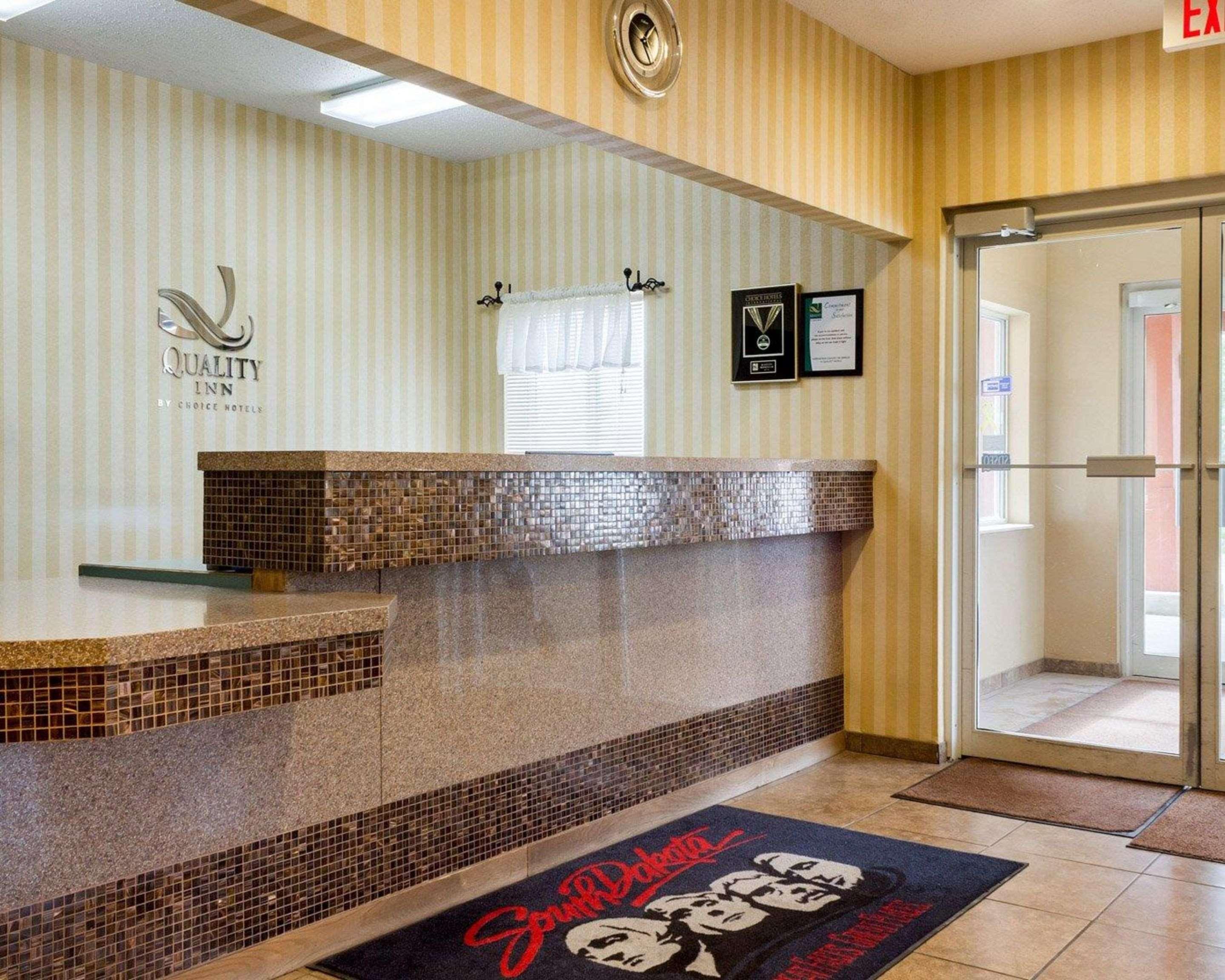 Quality Inn Brookings-University Esterno foto