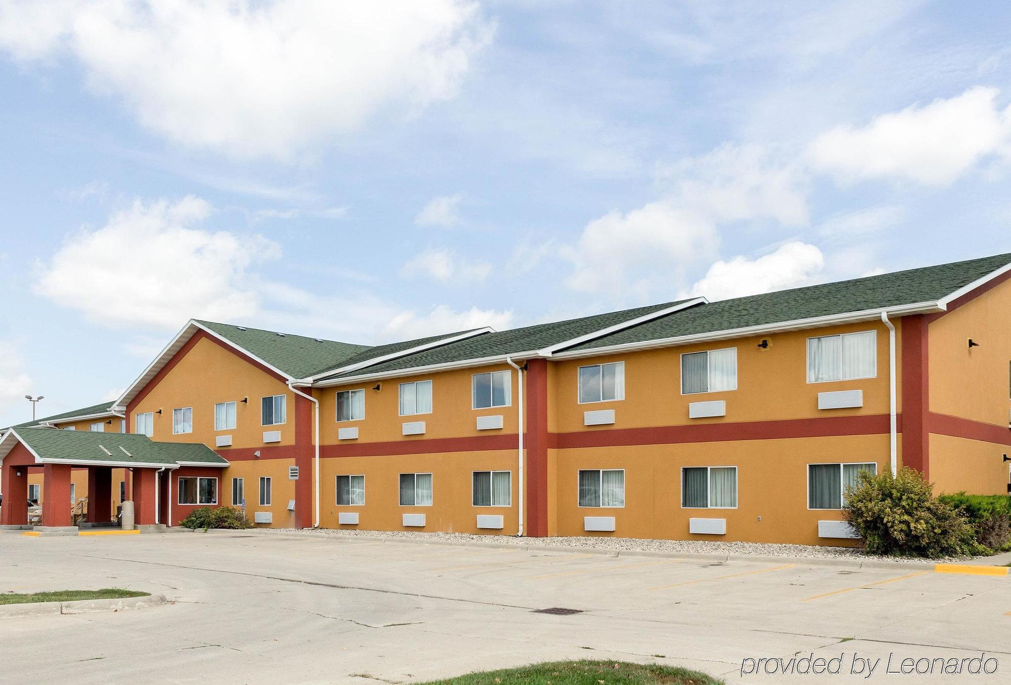 Quality Inn Brookings-University Esterno foto