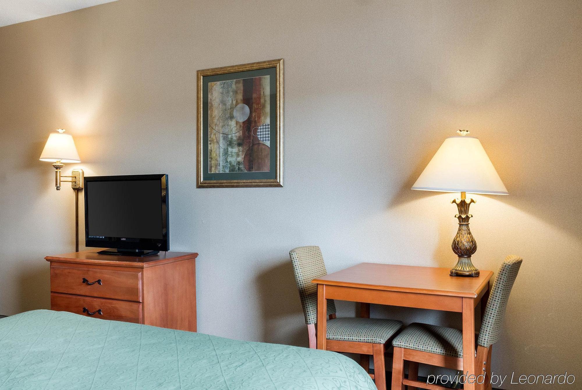 Quality Inn Brookings-University Esterno foto