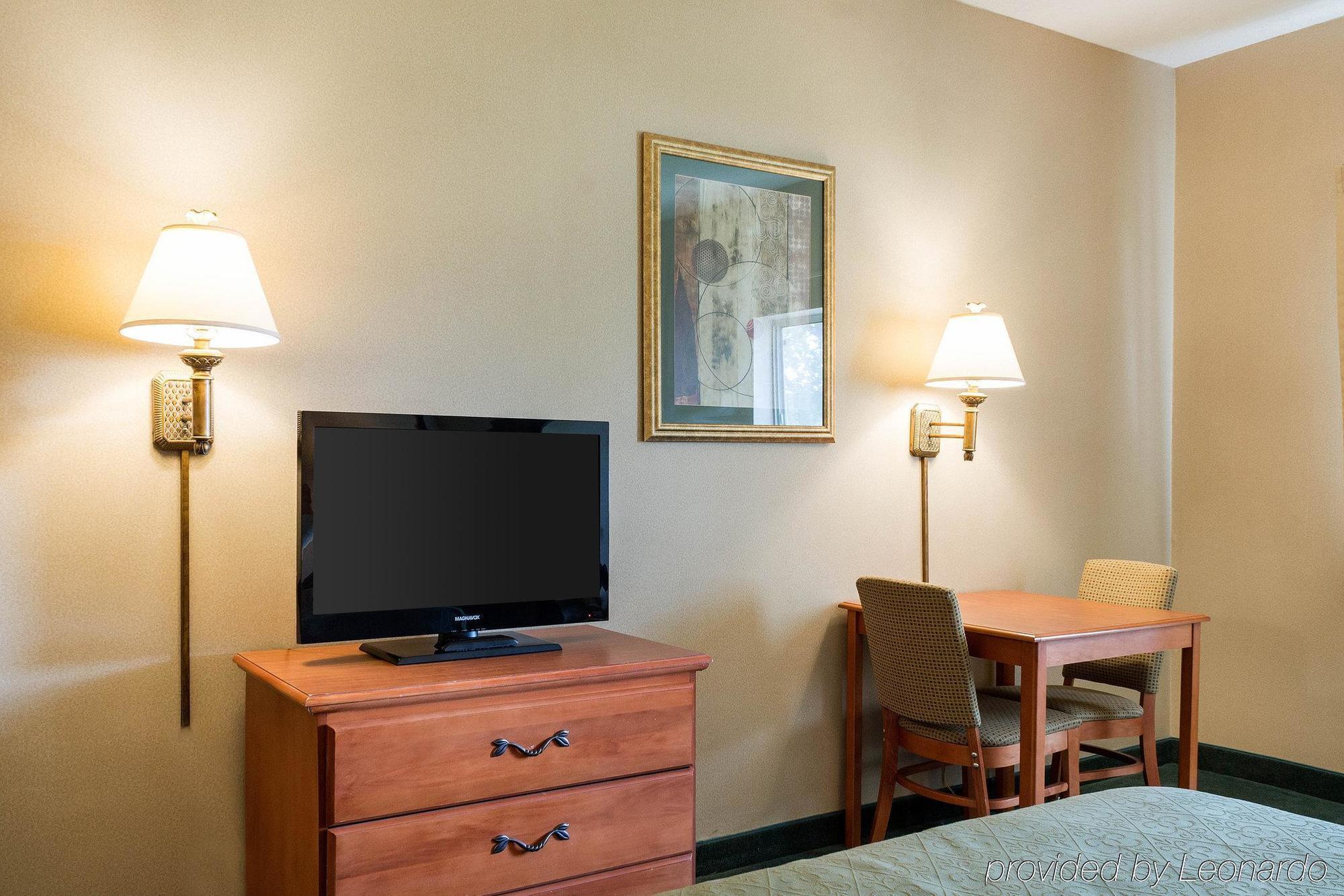 Quality Inn Brookings-University Esterno foto