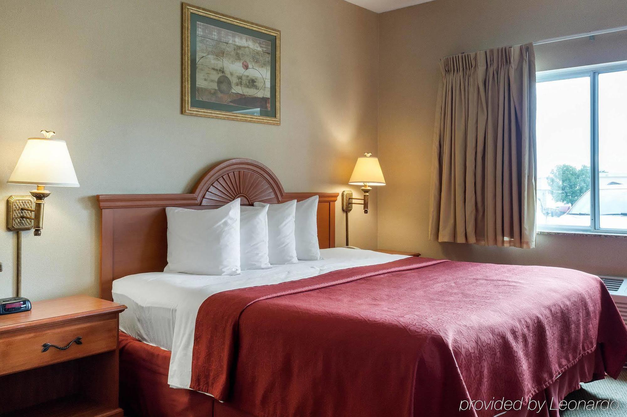 Quality Inn Brookings-University Esterno foto
